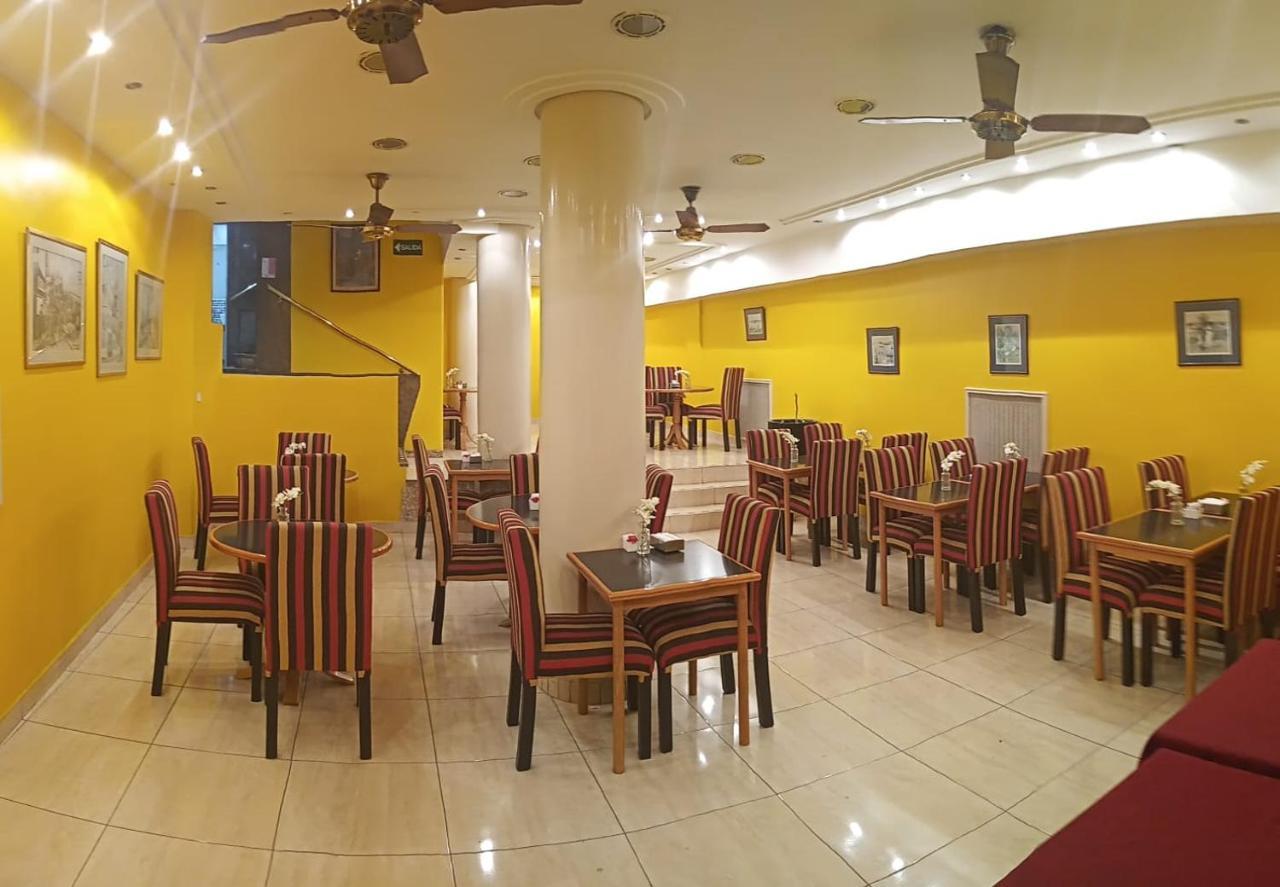Hotel Tres Sargentos บัวโนสไอเรส ภายนอก รูปภาพ