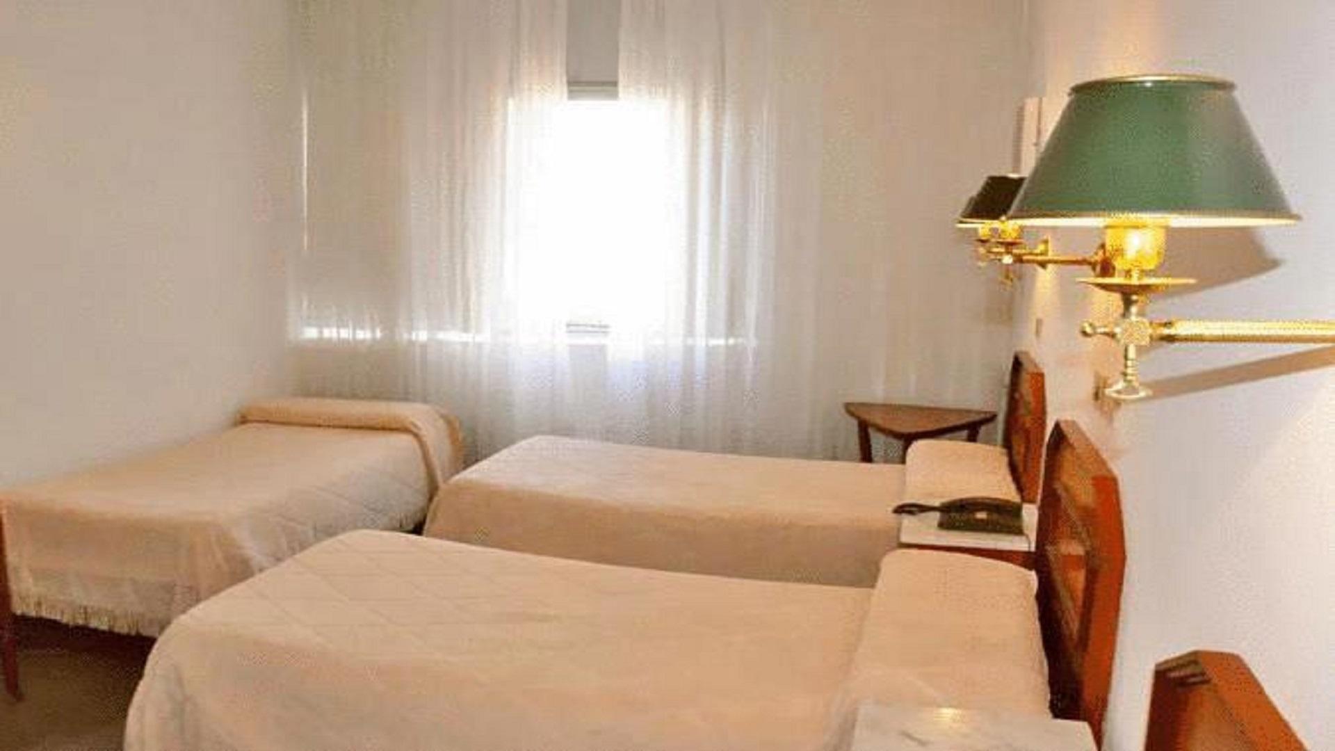 Hotel Tres Sargentos บัวโนสไอเรส ภายนอก รูปภาพ